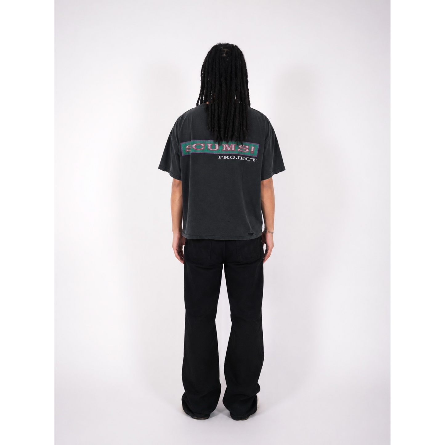 MAGAZINE TEE